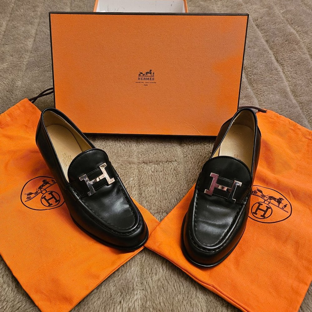 NEW box Hermes Constance loafers with original box and dustbags